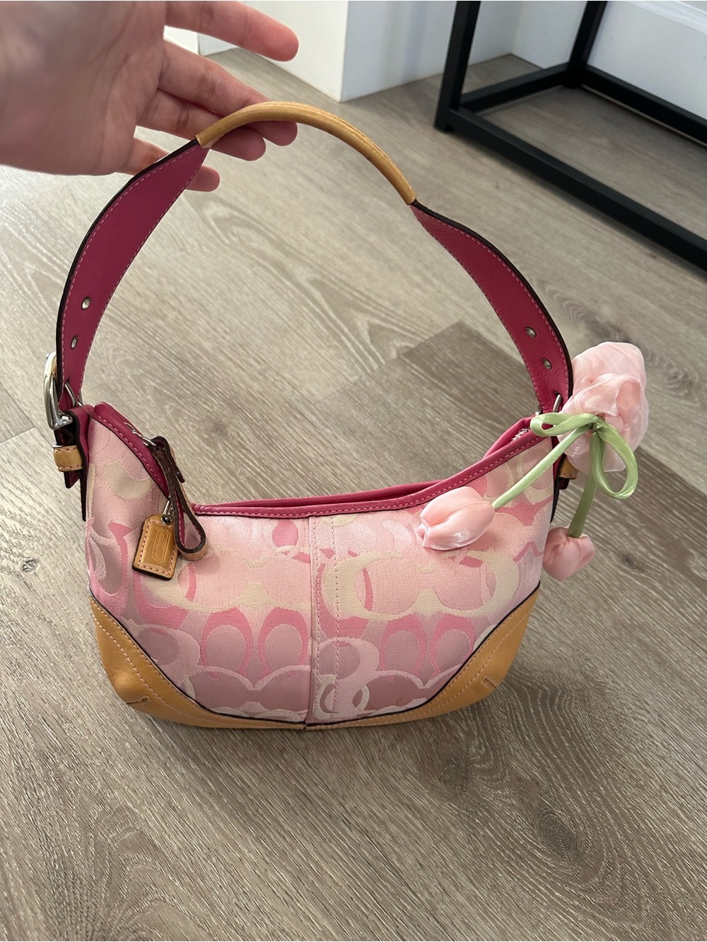 Rare Coach Pink Signature Jacquard Mini Shoulder Bag with Tan Trim - Picture 14 of 14